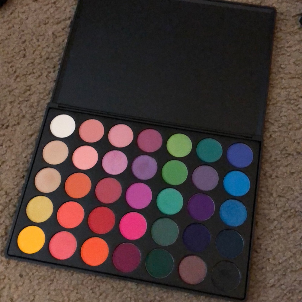 MORPHE 35B EYESHADOW PALETTE